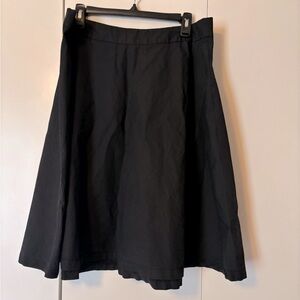 Forever 21 Classic Black A-Line Skirt